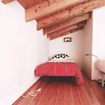 ホームステイ Attic Private Bedroom *
