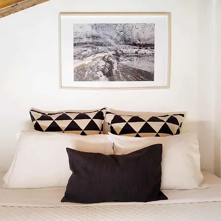 Séjour chez l'habitant Attic Private Bedroom *